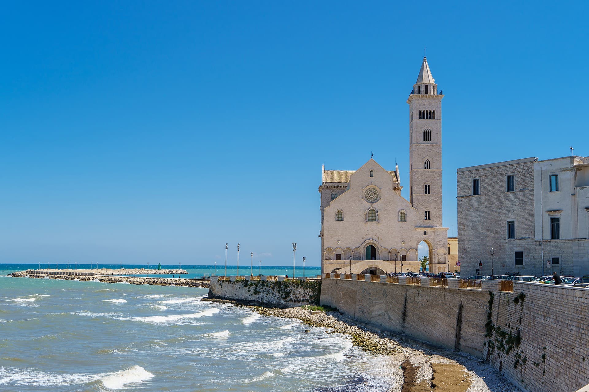 Trani Travel Guide